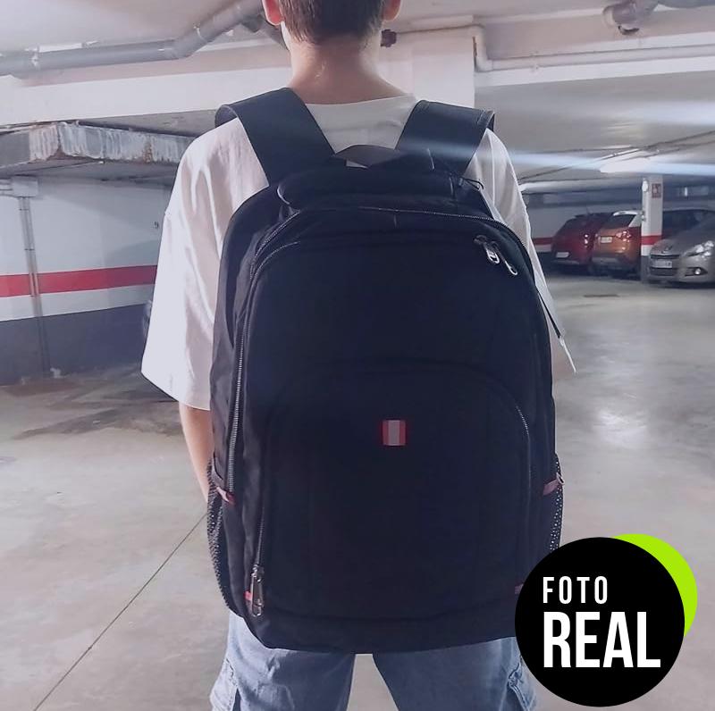 mochila-portatil-hombre-negocio-foto-2