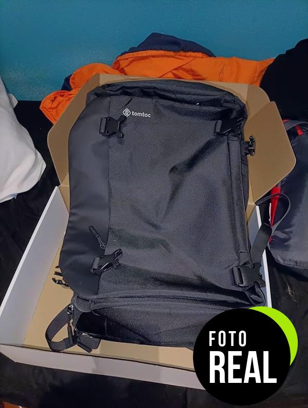tomtoc-mochila-viaje-negocio-foto-1